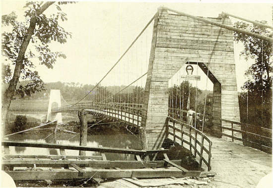  05 suspension bridge at Tuscumbia 1905-1934 