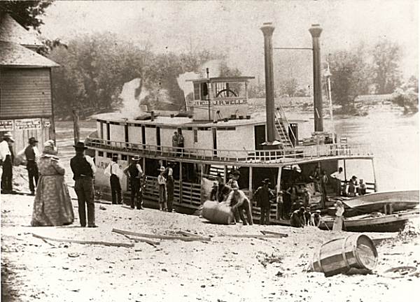 59 J.R. Wells unloading at Tuscumbia