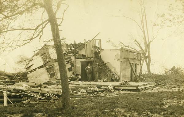 16 Eldon Tornado - 1927