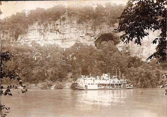 17 Bat Cave above J.R. Wells Steamboat