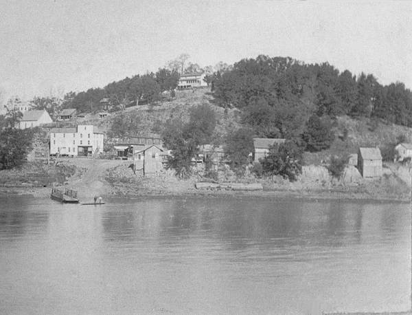 04 Ferry Landing at Tuscumbia looking North across the River