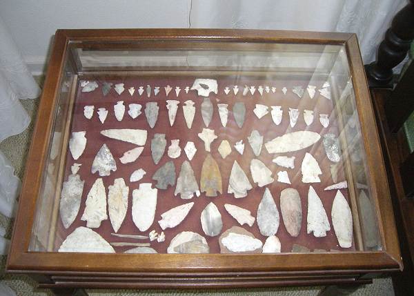 28 Dick's Arrowhead Collection