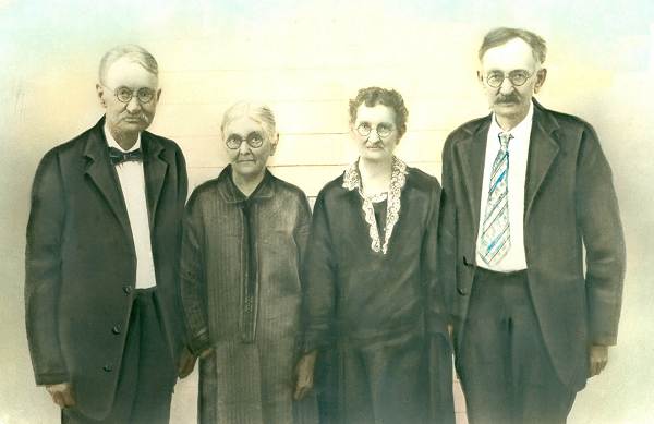 26 Siblings: James Hawkins, Mary Hawkins, Cynthia Hawkins Spearman and William Hawkins