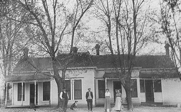 11 Lumpkin Family Home - Spring Garden - John Simpson Lumpkin Far Left