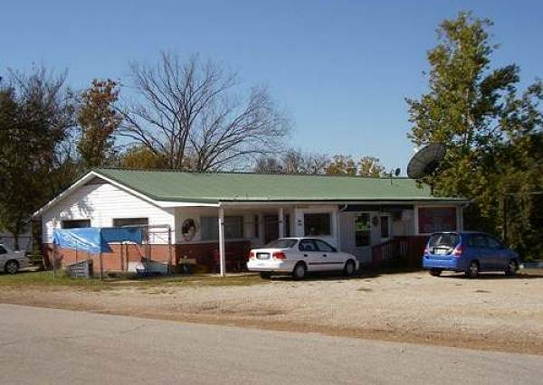 22 Current building at site of Old Hillcrest Cafe