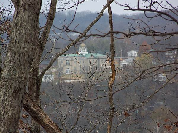 01a Courthouse from F Road