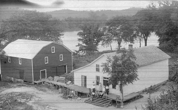 07 Hauenstein's Store - 1890's