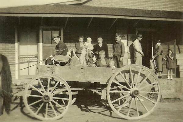 03 Patterson Family Wagon